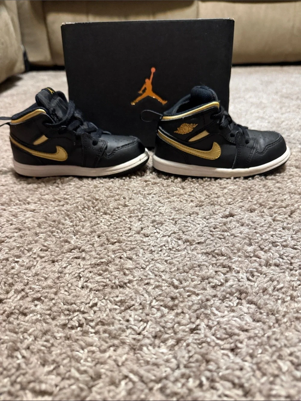 Jordan 1 Mid - Toddler 8C